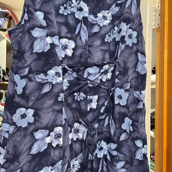 Goodwill - Picture 2 of 8